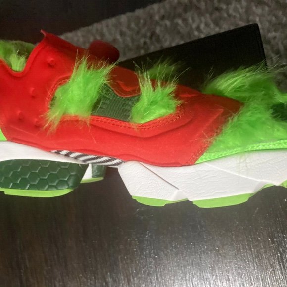 Mens Reebok Instapump Fury CV Green The Grinch Christmas Sneakers Shoes - NICE!! - Picture 4 of 4